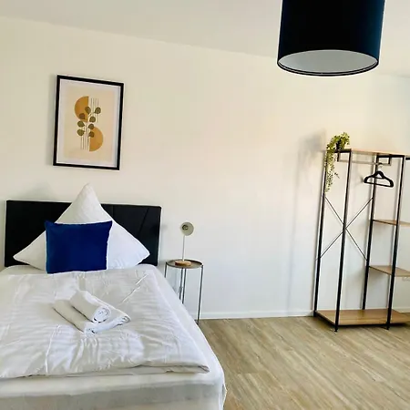 Xxl Monteure I Teams I 1,20 Betten I P I Zentral I Komfort Duisburg